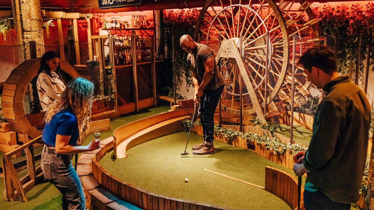 Swingers Crazy Golf to make official debut in United States this summer